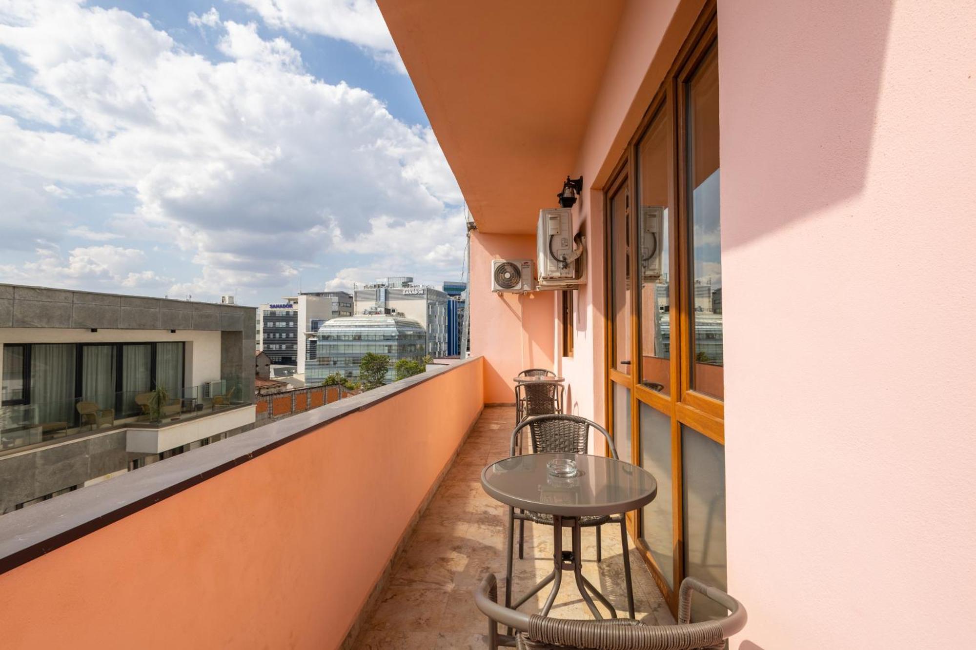 Downtown Victoria Apartments By Citybookings بوخارست المظهر الخارجي الصورة